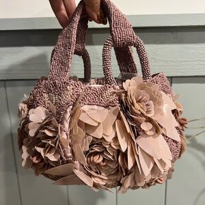 Elegant Floral Embellished Beaded Handbag